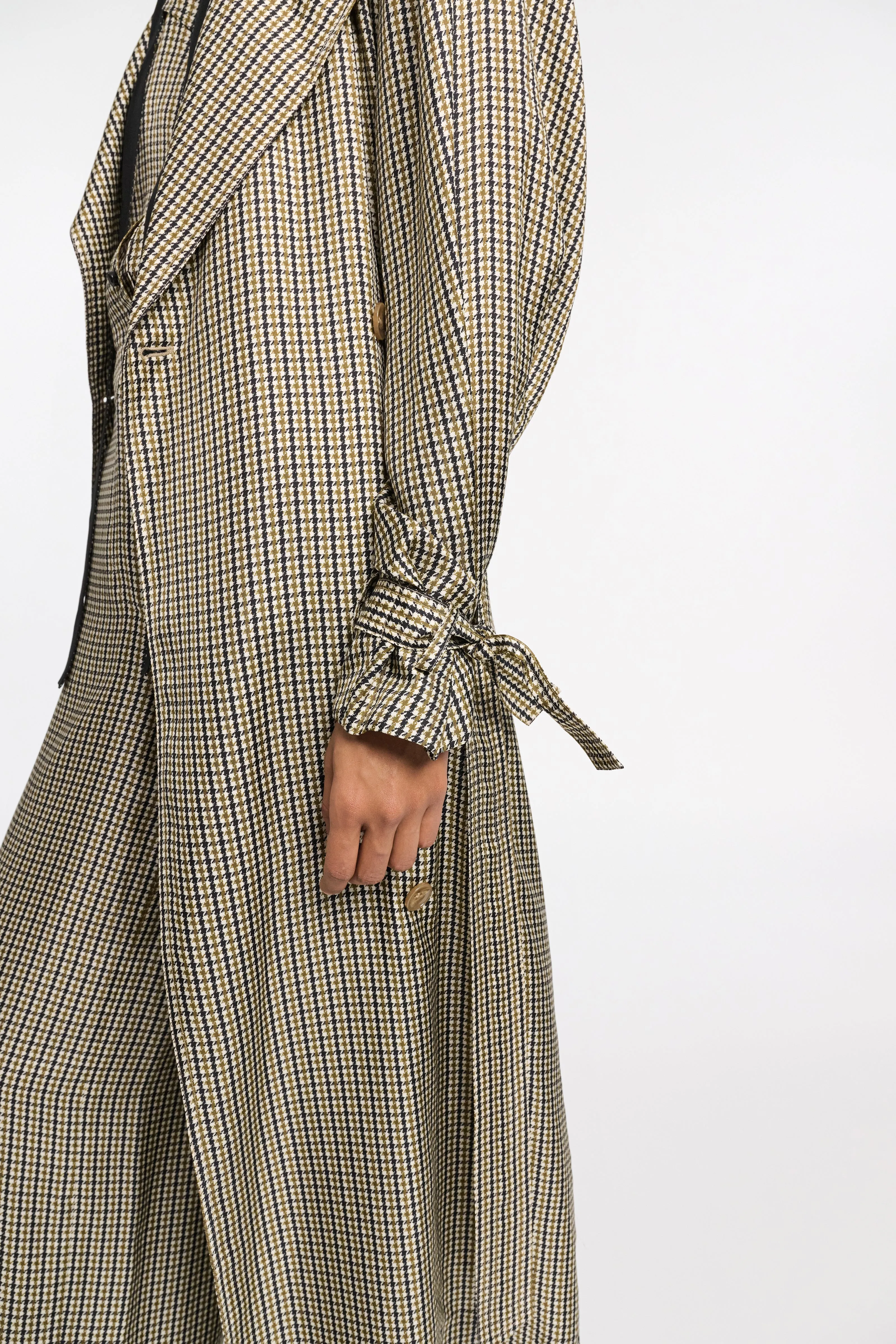 Dorothee Schumacher Double-Breasted Houndstooth Check Trench Coat Dress in Leguan Green