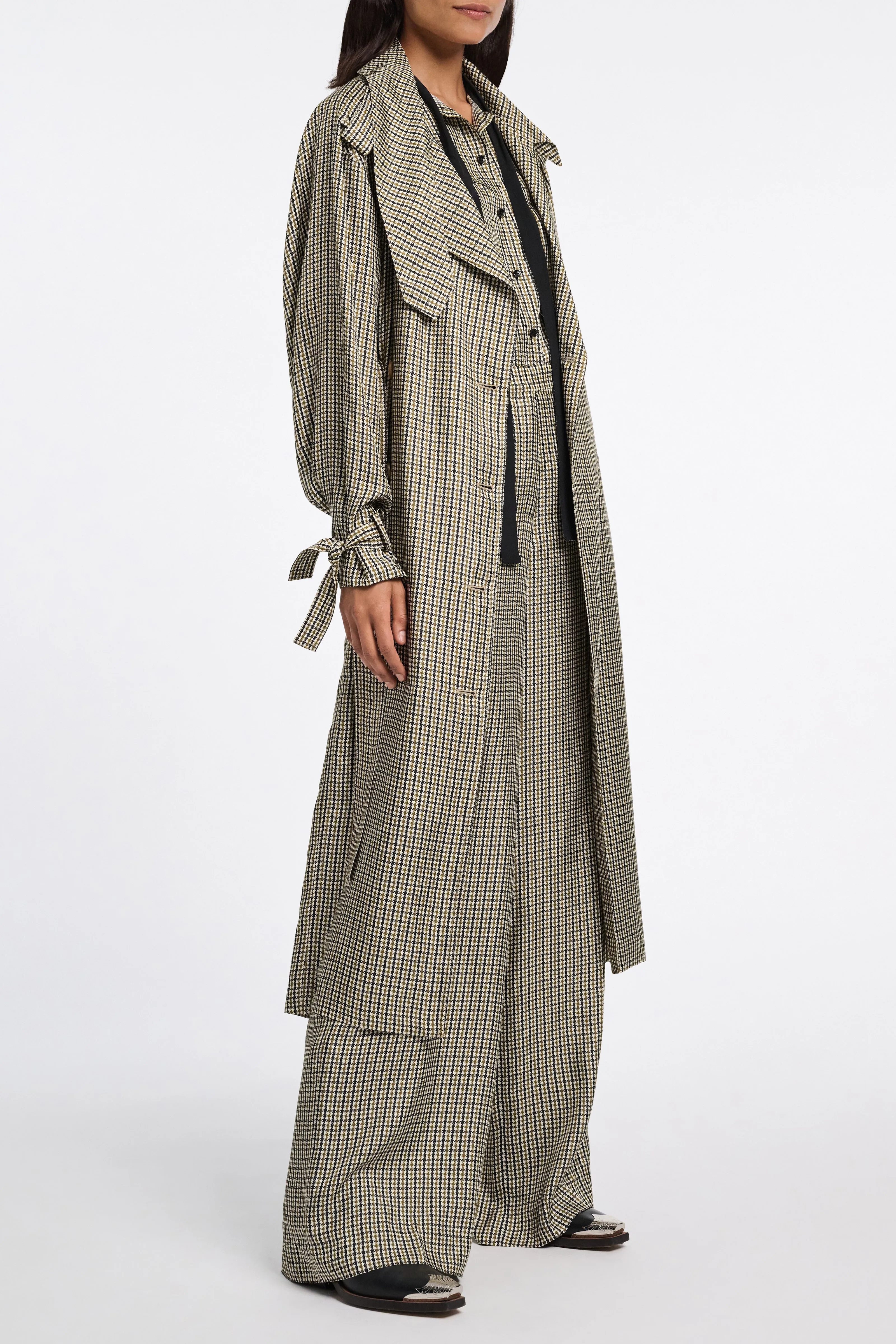 Dorothee Schumacher Double-Breasted Houndstooth Check Trench Coat Dress in Leguan Green