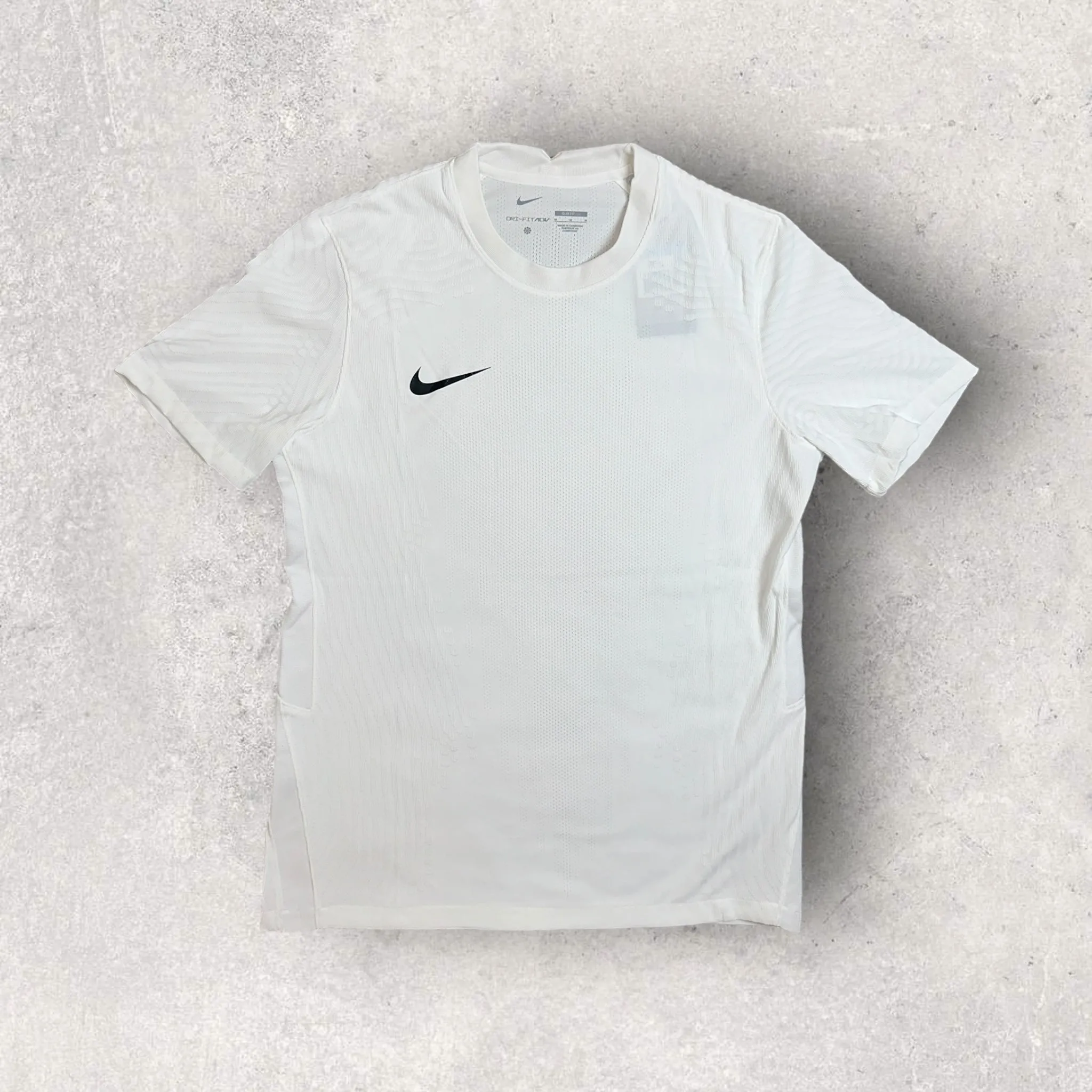 NIKE VAPOURKNIT T-SHIRT - WHITE